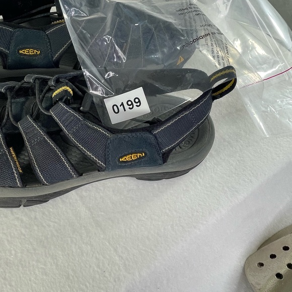 keen hiking shoes Newport h2 men's shoes size 11.5 pre owned - Picture 12 of 15